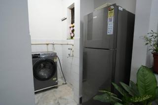 Sam's Apt- Elegant 3BHK on FC Rd - Pune - 7