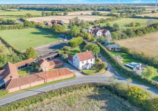 The Granary at Hartley Wood Farm - Saint Osyth - 9