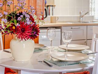 1 Bed in Abergavenny BN184 - Pont Newydd - 3