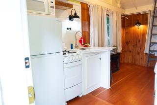 Cottage 1-2 - 2 Bedroom / 1 Bath End Unit - Wolfeboro - 6