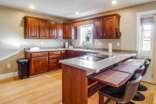 Peaceful Russell Springs Home with Fire Pit and Pond! - Russell Springs - 6