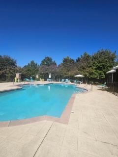 Mid-City Serenity - Huntsville - 8