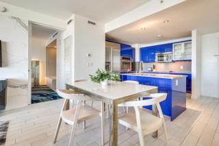 Modern Condo Walk to Fort Lauderdale Beaches! - Fort Lauderdale - 5