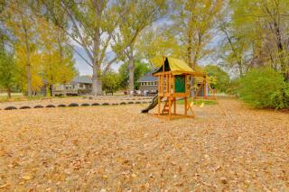 6 Mi to Shoshone Falls Park Home with Game Room! - 8