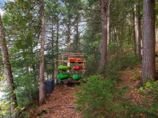 La Chataigne - Wilderness waterfront escape - Val des Monts - 8
