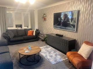 5 Bedroom House close to Keele, great Gadgets - Newcastle under Lyme - 0