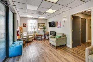 8 Mi to Tarpon Springs Sponge Docks Home with Grill - 3