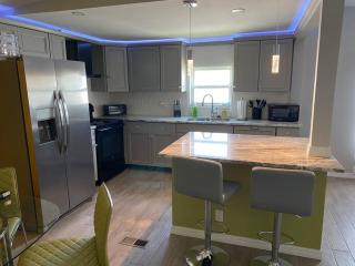 Senior Gated Community 2 Bed with many amenities - 6