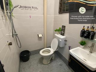 Tulip Hijau Homestay - Bukit Beruntung - 4Bedrooms - 5