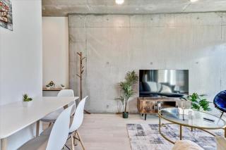 Luxury Building - DT SLC - Heated Pool - Parking - Salt Lake City - 8