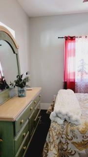 Cozy Modern Mountain Cabin 1 - 8