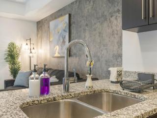 City Center Apartment - King Bed - Gym - Smart TV - Salt Lake City - 1
