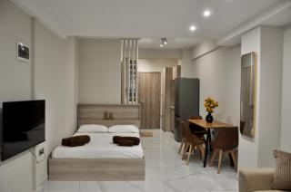 TheVacationers 1, New Studio Skg Downtown - 5