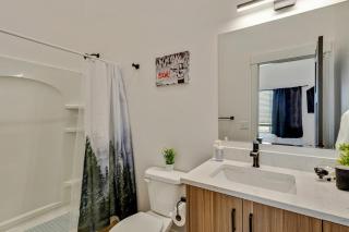 Spacious townhouse - Mins to Downtown SLC - Garage - Salt Lake City - 1