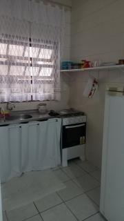 Kitinete bem localizada - 3