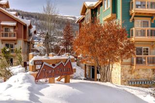 KBM Resorts Fantastic 1 level3Bdrm walk to Main and Town Lift private hot tub AC. TPC-102C - Park City - 8