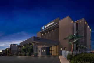 Best Western The Oasis at Joplin - 1