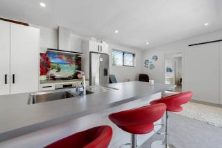 Tranquil Escape - Waihi Beach Holiday Home - 4