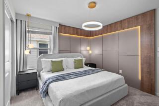 7 Bedrooms 55 Bathrooms Windsor Cay16200Sk - 1