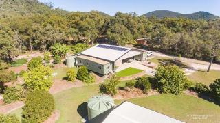 Coral Lodge on Acreage - Agnes Water - 0