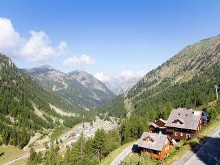 Comfortable apartment with balcony 200m from the city center - Isola 2000 - 7