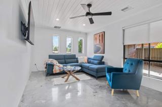 Telopea - Contemporary & Refined Sophistication - Lake Albert - 9