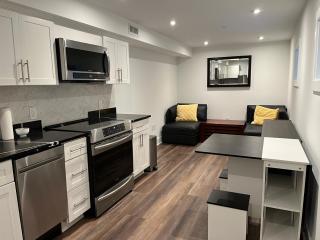 Basement apartment in NW DC - 1