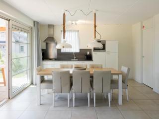 Luxurious villa with dishwasher, only 500 m from the sea - Nieuwvliet-Bad - 8