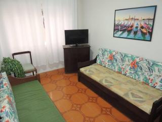 1 Dorm na Guaraci próximo aos Camelôs - 8