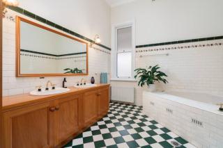 Bellisle - 1880's period home in Central Albury - Albury - 2