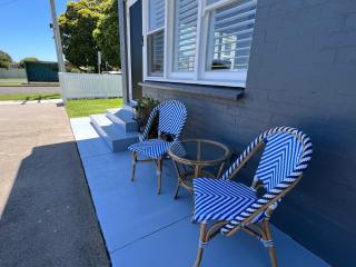 Irene June Coastal Retreat - Lakes Entrance - 1