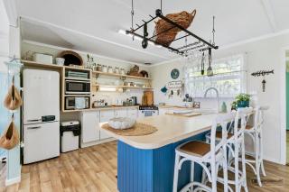 Beach Hut - Beachmere - 8