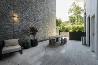 Kangaroo Point Apartment by Urban Rest - 3