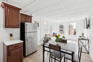 East 636I Cozy & Comfy I Downtown I Gym - 1