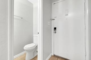 Sweetwater 9f I Beautiful 2bd Apt I Free Parking - Gainesville - 6