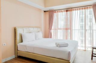 Well Furnished and Cozy Studio Casa de Parco Apartment By Travelio - 0