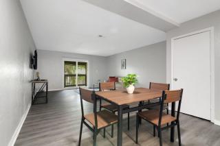 Sweetwater 7e I Beautiful 2bd Apt I Free Parking - 4