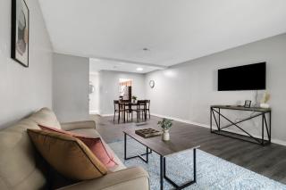 Sweetwater 7e I Beautiful 2bd Apt I Free Parking - 9