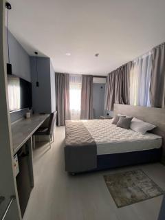 Отель - Almaty - 0