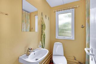 Small Authentic Cottage Near Fjellerup Beach - Glesborg - 8