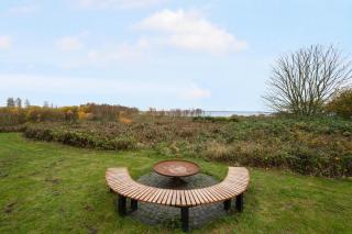 Stunning Home In Ebeltoft With 4 Bedrooms And Wifi - Ebeltoft - 4