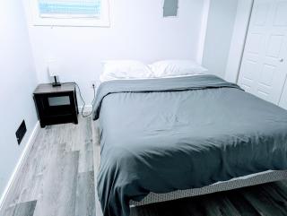 Modern 2BR Duplex 3.0 GBPS internet with Parking - Kitchener - 7