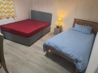 Homely Pad - Nuneaton - 4