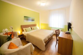 Hotel am Gutspark Prager GbR - 9