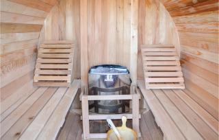 Four-Bedroom Holiday Home In Ringkobing - 5