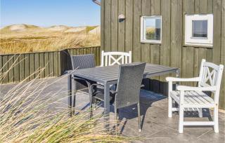 Four-Bedroom Holiday Home In Ringkobing - 1