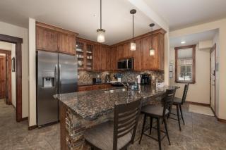 Cozens Pointe E 102 condo - Fraser - 5