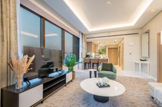 Elegant 1BR in The Palm Tower, Palm Jumeirah by Deluxe Holiday Homes - Dubai - 2