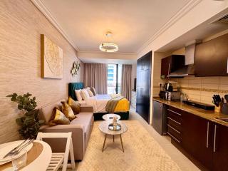 Cosmos Living Sleek and Stylish GCV2 - Dubai - 8