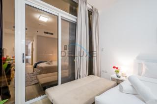 Elegant Studio in Bloom Towers B, JVC by Deluxe Holiday Homes - Dubai - 2